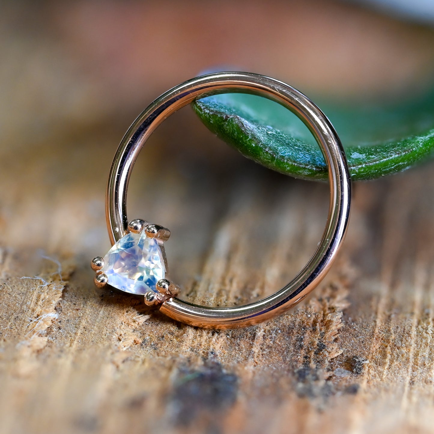 Rainbow Moonstone Tanti Seam Ring